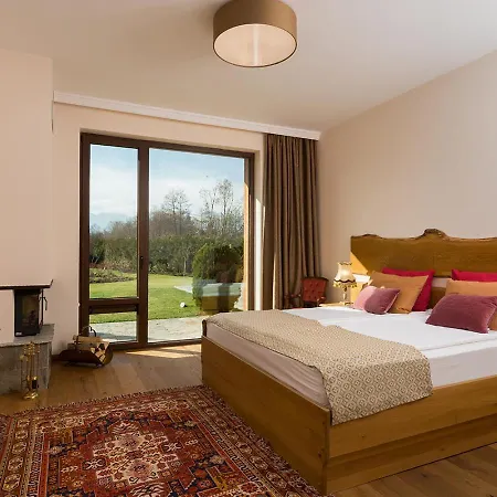 Luxury & Tia Maria With Private Villa Bansko